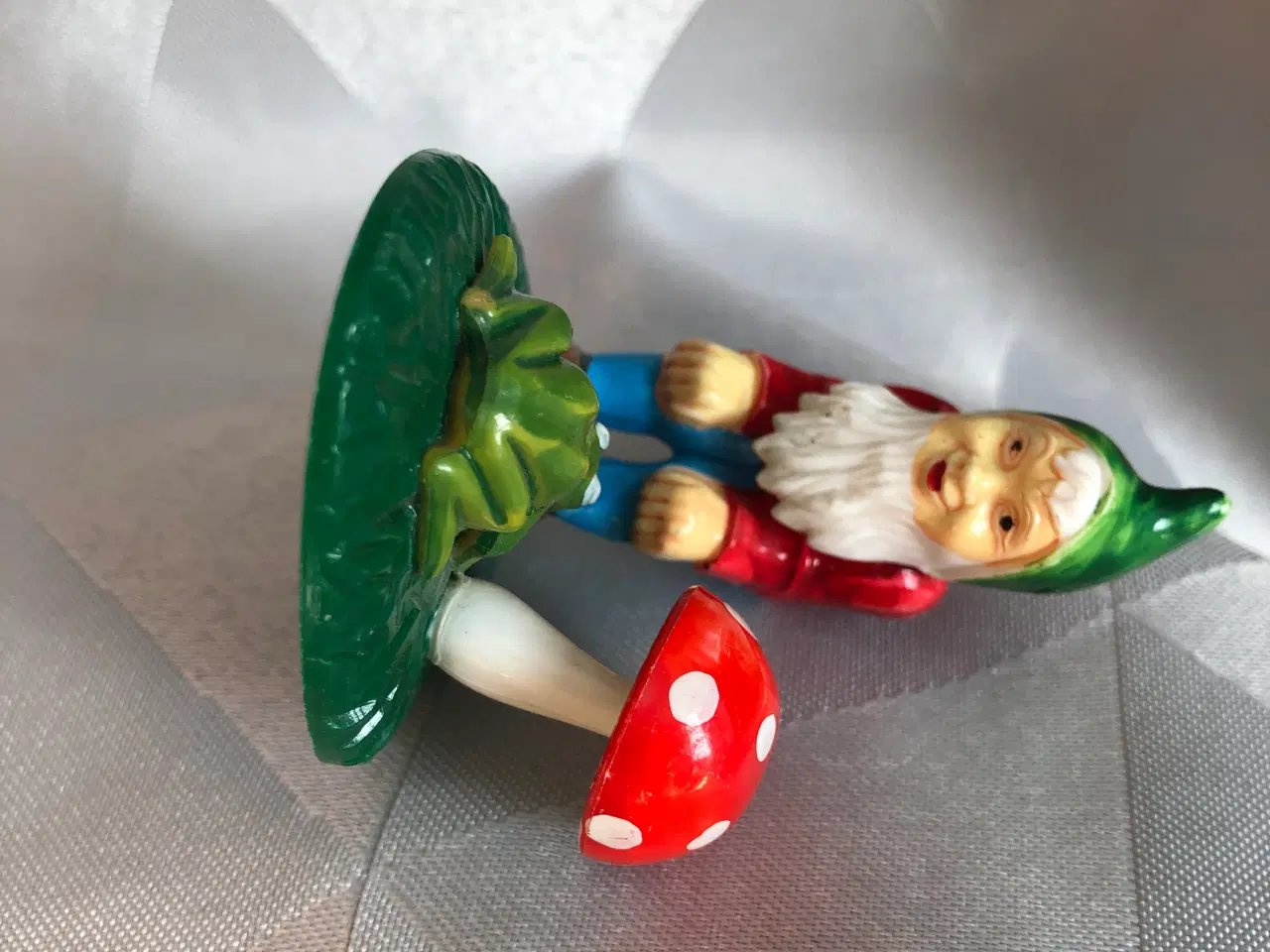 Billede 11 - Lille julemand med en frø og svamp