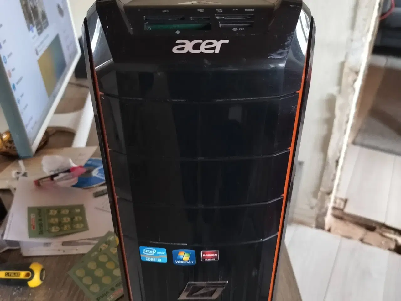 Billede 1 - fin acer computer 