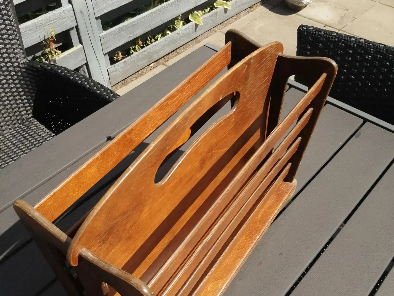 Billede 3 - Avisholder / magasinholder