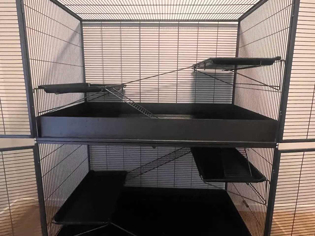 Billede 2 - Savic Suite Royale XL bur sælges billigt