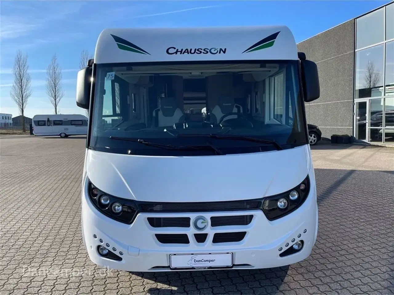 Billede 2 - 2026 - Chausson Fuldintegreret Chausson 7057 Titanium Line, 180 Hk og 8 trins automatgear, 4,4T heavy chassis