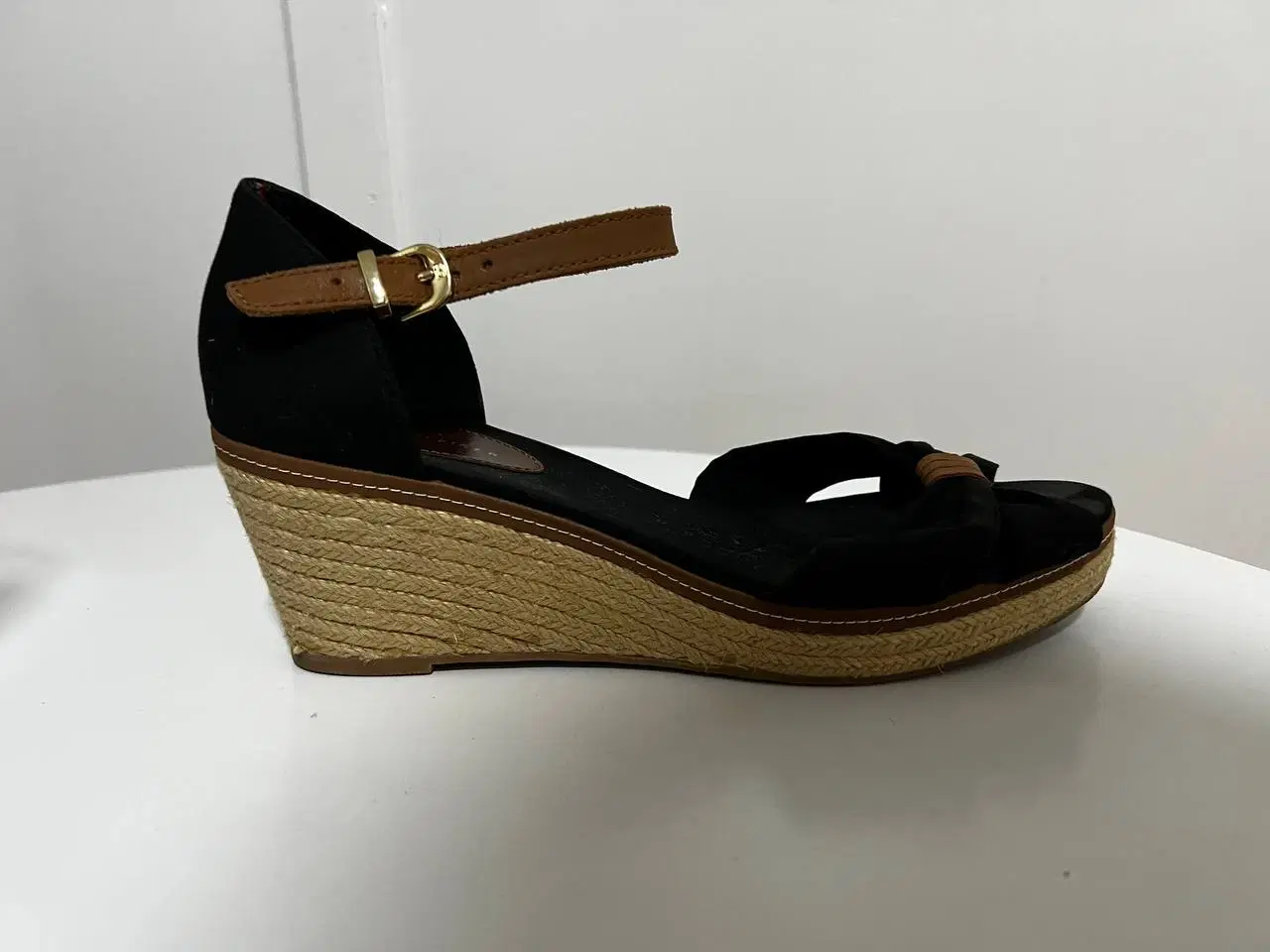 Billede 2 - Elegante Tommy Hilfiger Wedges