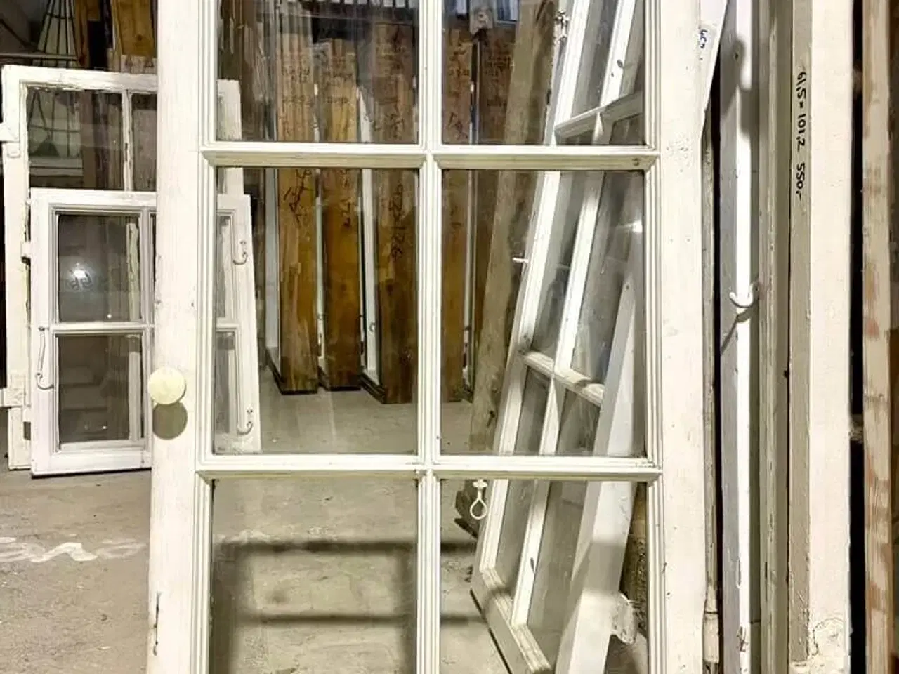 Billede 2 - Klassisk 6-ruders vinduesramme u. karm