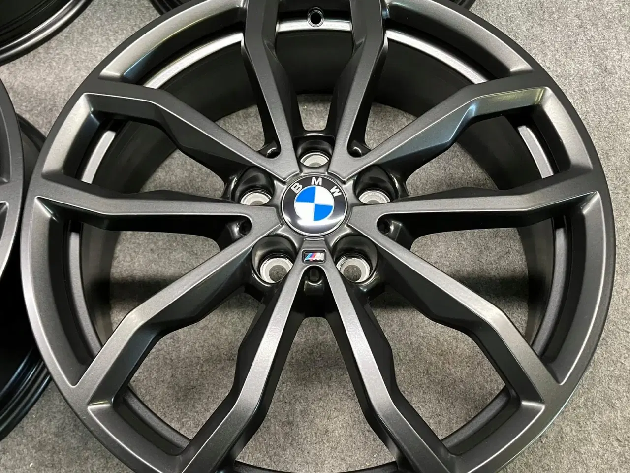 Billede 4 - ALUFÆLGE BMW X1 F48 X2 F39 711M 18"