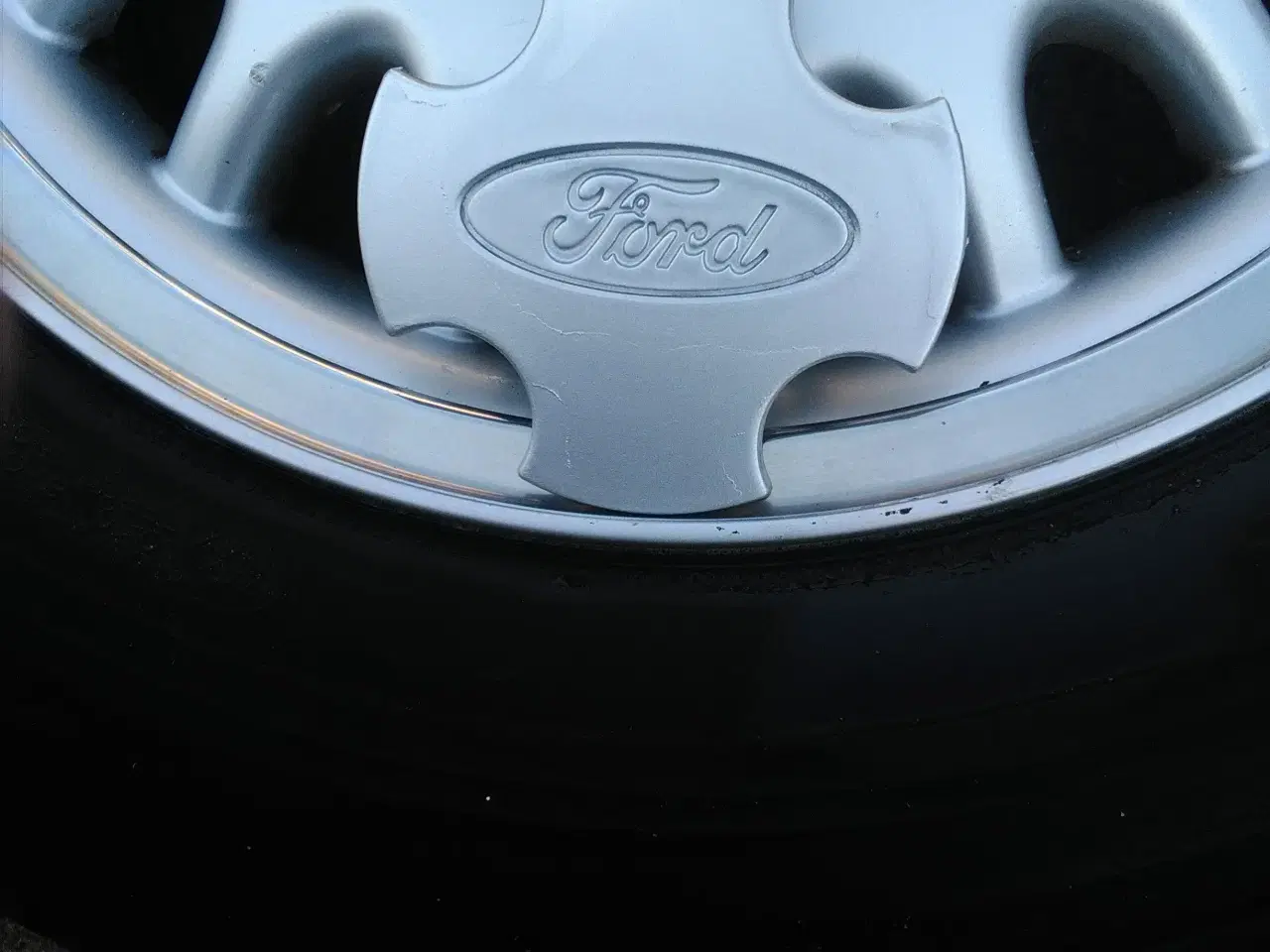 Billede 5 - Ford Fælge med dæk