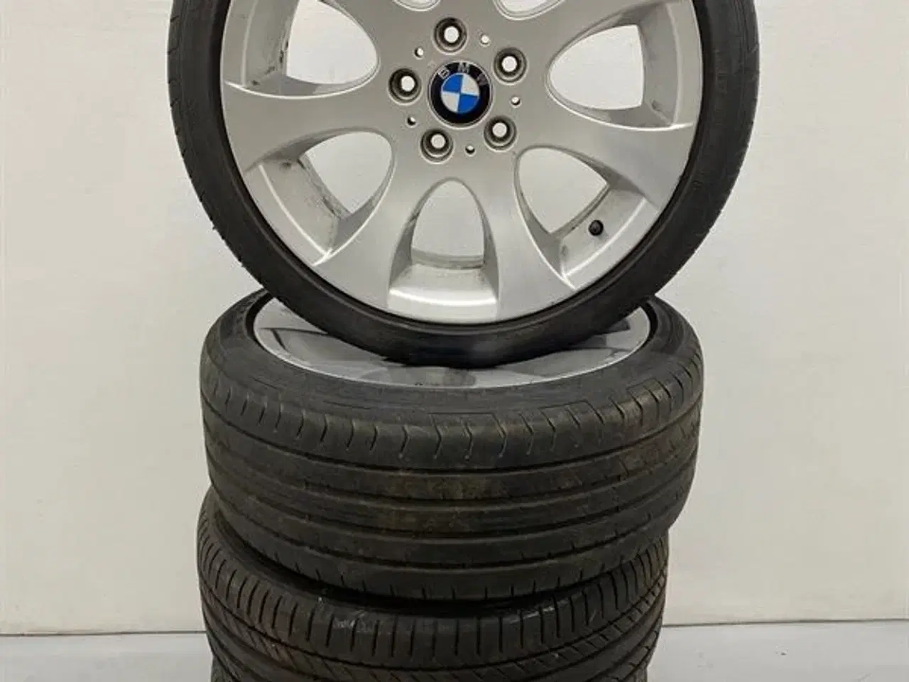 Billede 1 - 18" Alufælge med dæk original BMW "Ellipsoid Styling 162" A64411 BMW E36 E46 E87 E90 E91 E81 E82 E87LCI E88