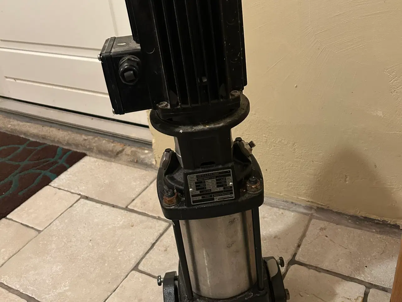 Billede 1 - Grundfos vandpumpe 