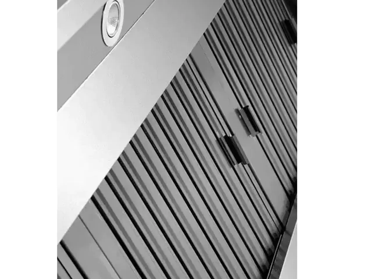 Billede 6 -  Kasse Emfang med motor – 2400 x 1100 x 520 mm