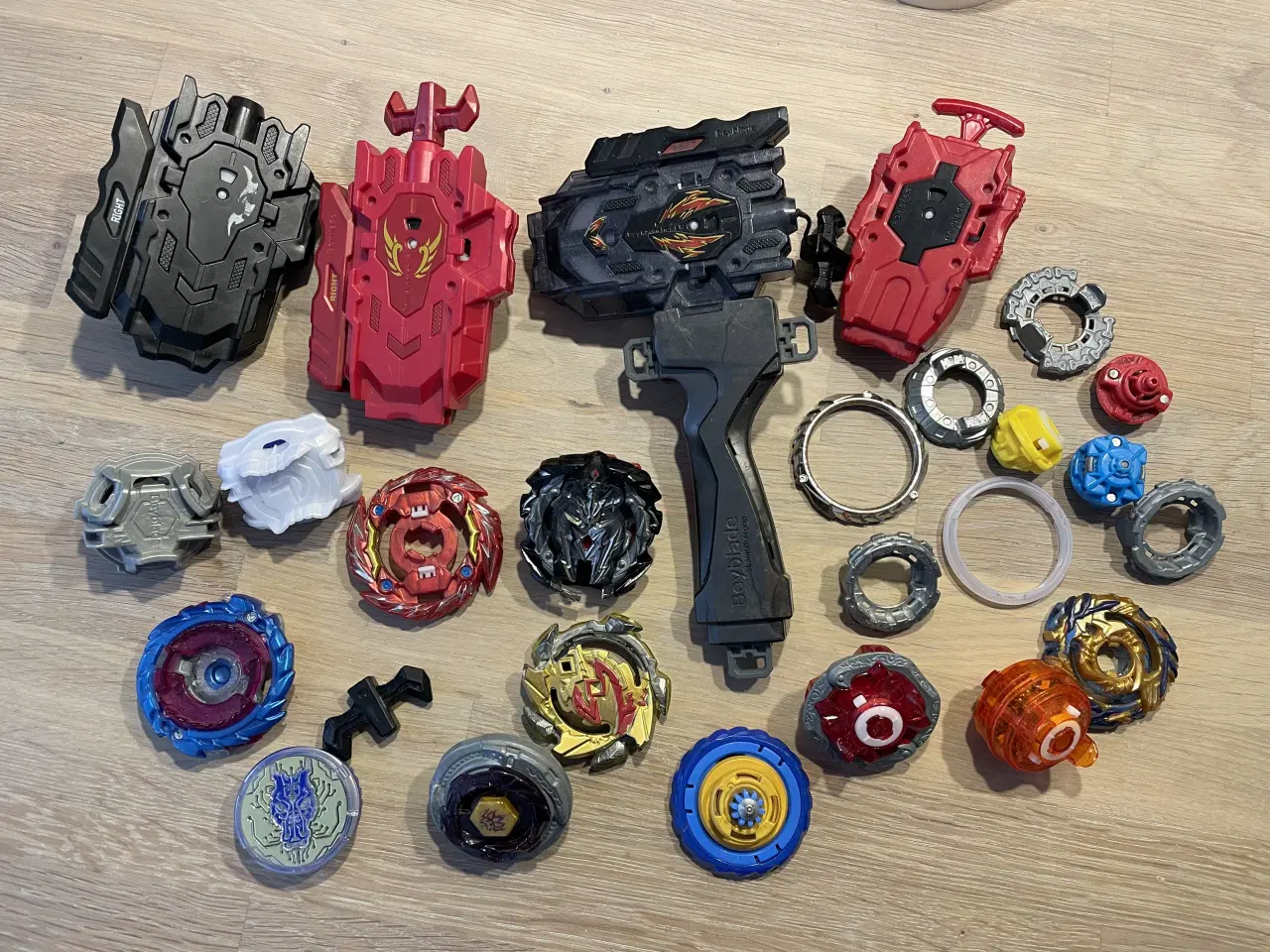 Billede 1 - Beyblade samling 