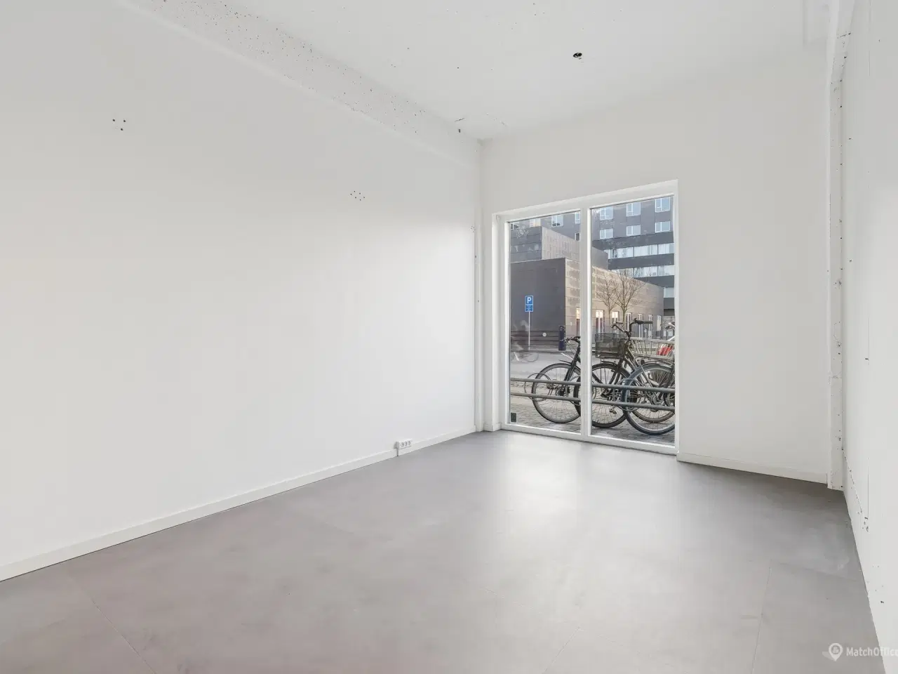 Billede 7 - Flot butikslokale tæt på metro og strand