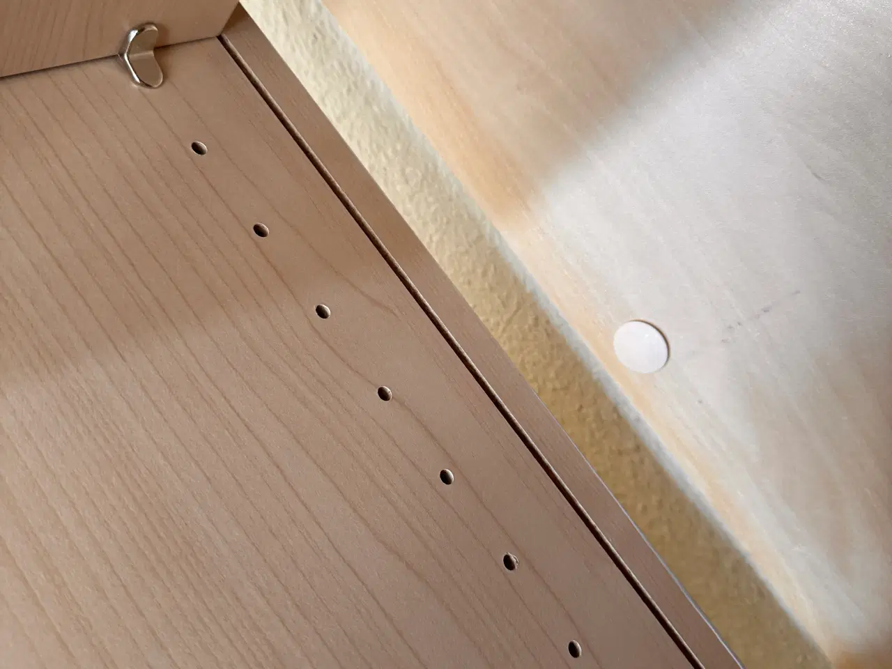 Billede 2 - Ikea hvidt skab 