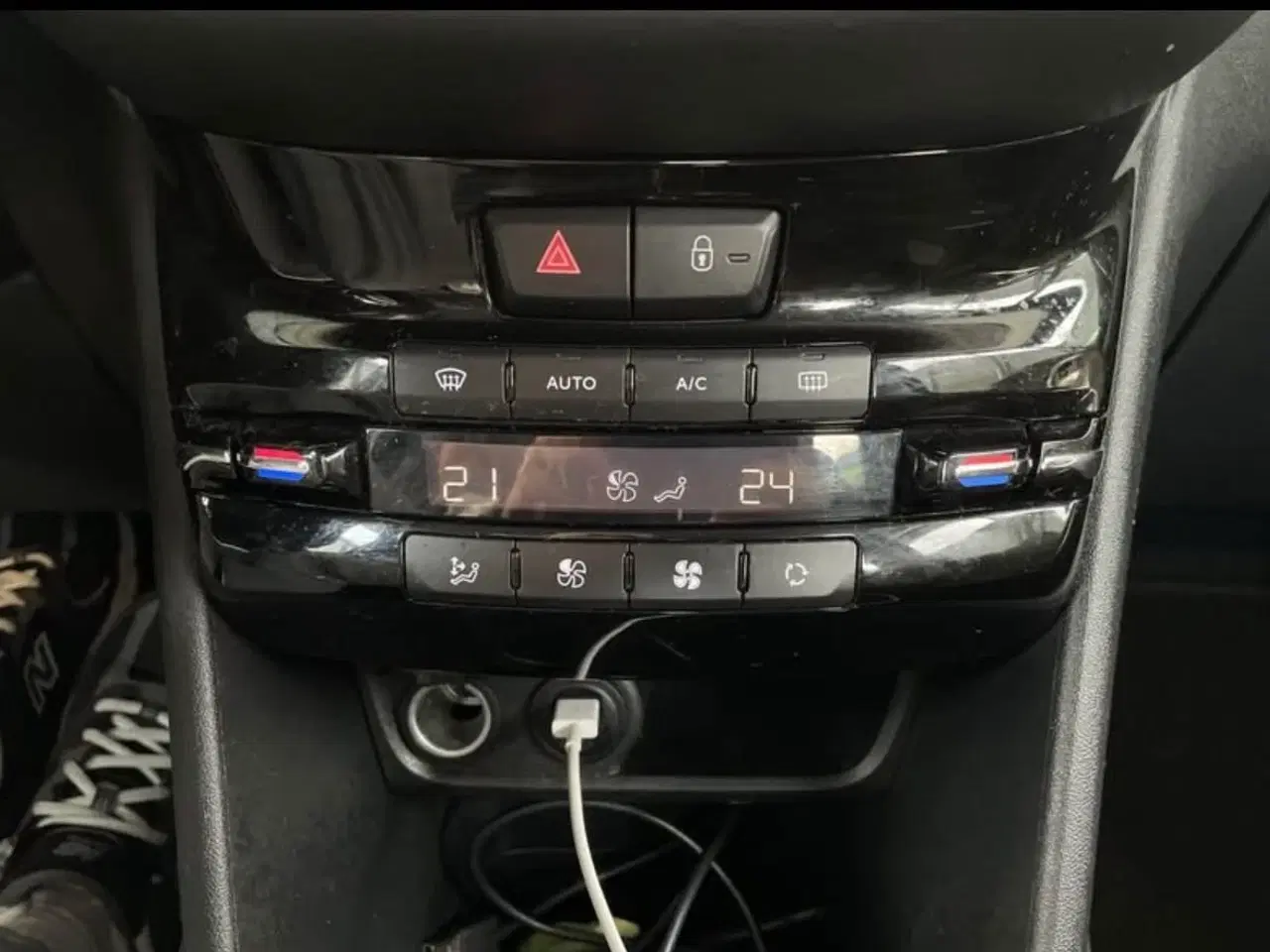 Billede 6 - Peugeot 2008 1,2 VTi – Velholdt, lav km, nysynet –