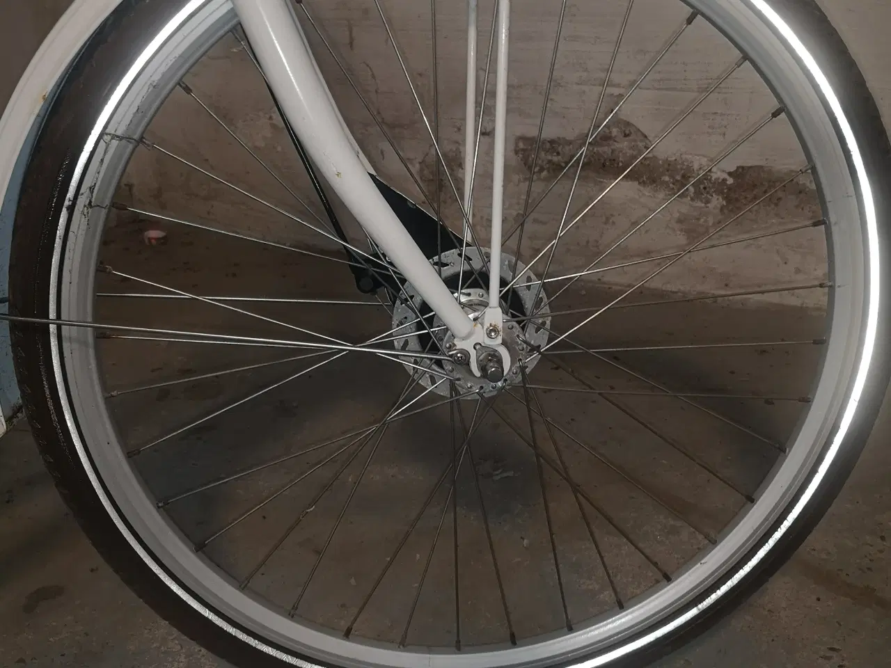 Billede 3 - SCO  26"  50 cm,  7 gear, ny sadel , lås ,  pumpe,