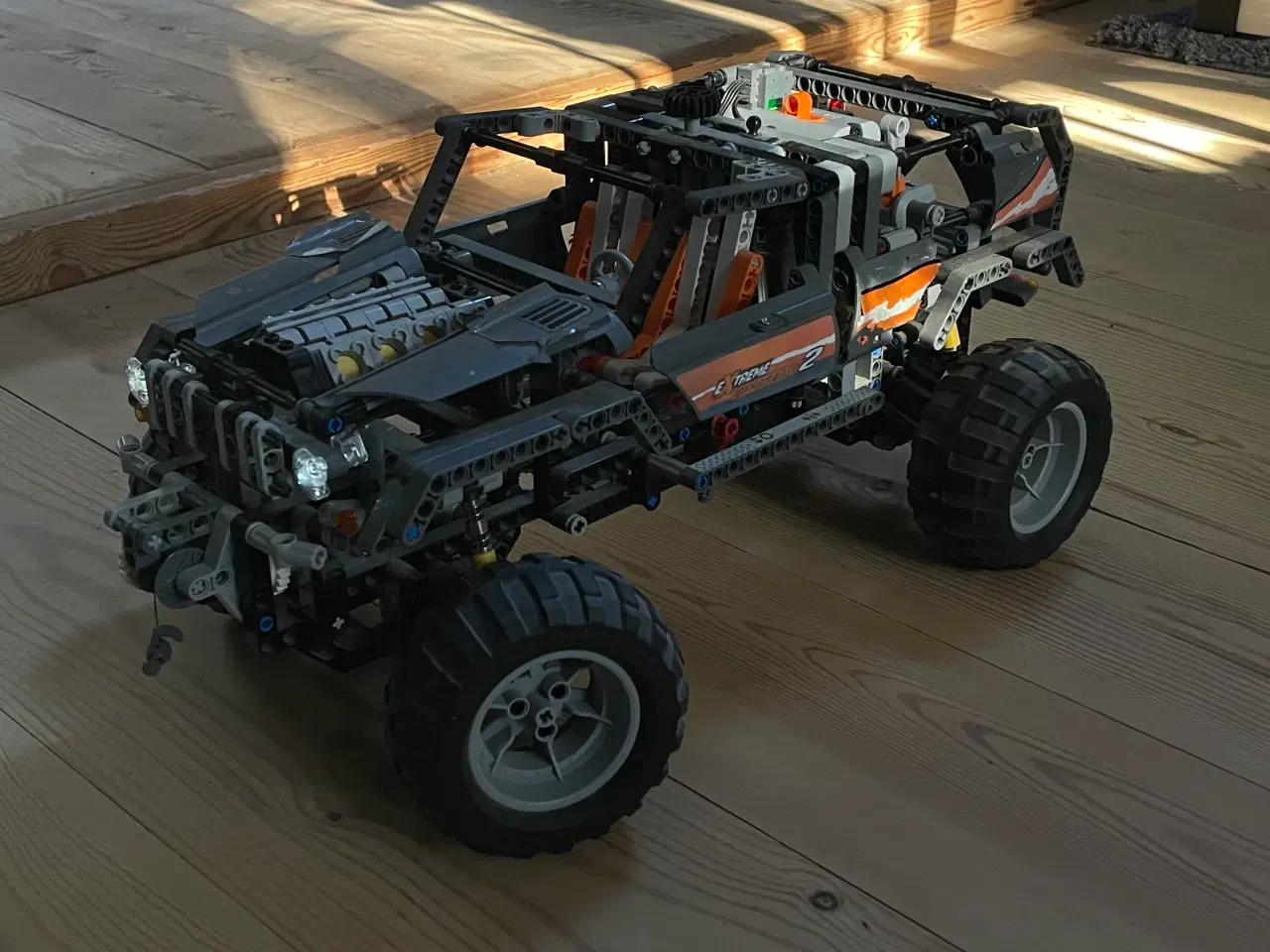 Billede 1 - LEGO Technic 8297 Offroader
