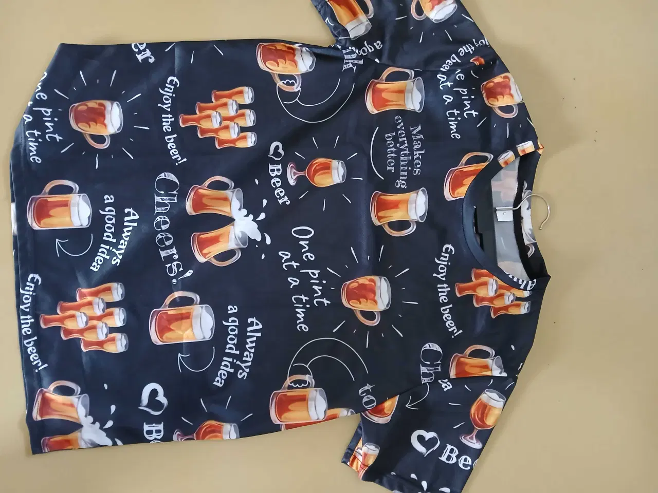 Billede 9 - Sjove t-shirts str: M og L
