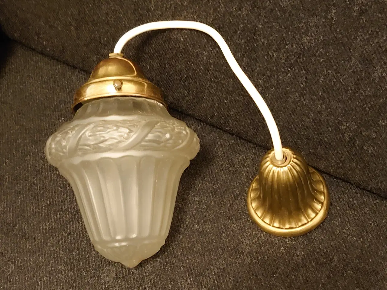 Billede 1 - Smuk gammel lampe 