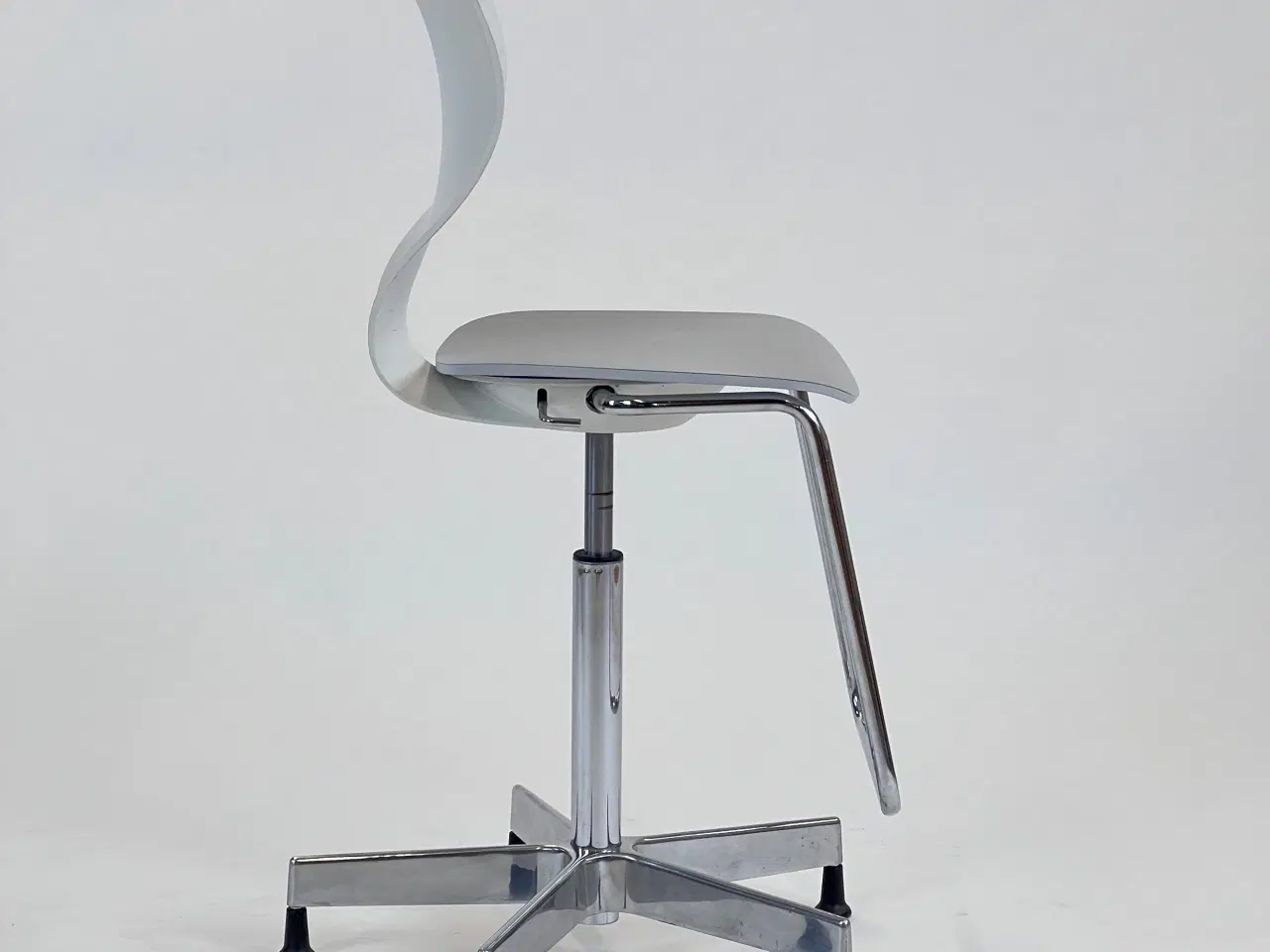 Billede 6 - Labofa | Cobra Mødestol