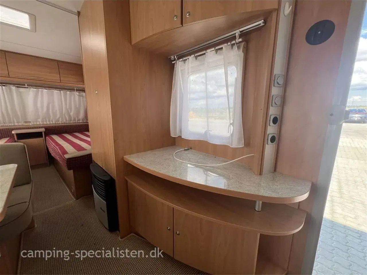 Billede 8 - 2005 - Bürstner Ventana 470 TL   Bürstner Ventana 470 TL 2005 - Se den nu hos Camping-Specialisten.dk