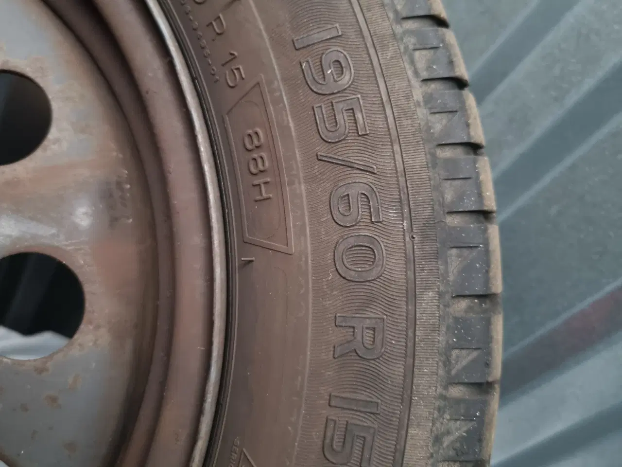 Billede 5 - 4 stk Michelin dæk 195/60 R15 på stål fælg