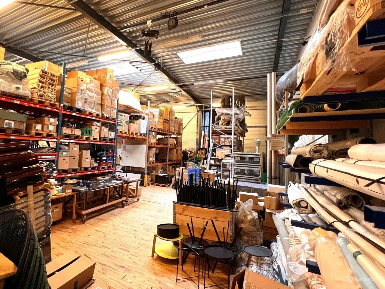 Billede 14 - Lager med kontor