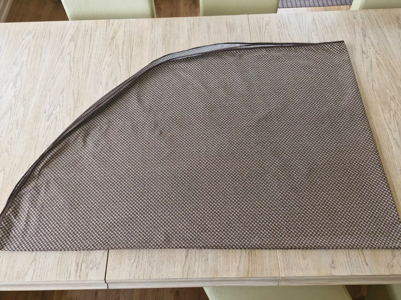 Billede 4 - Oval Retro dug