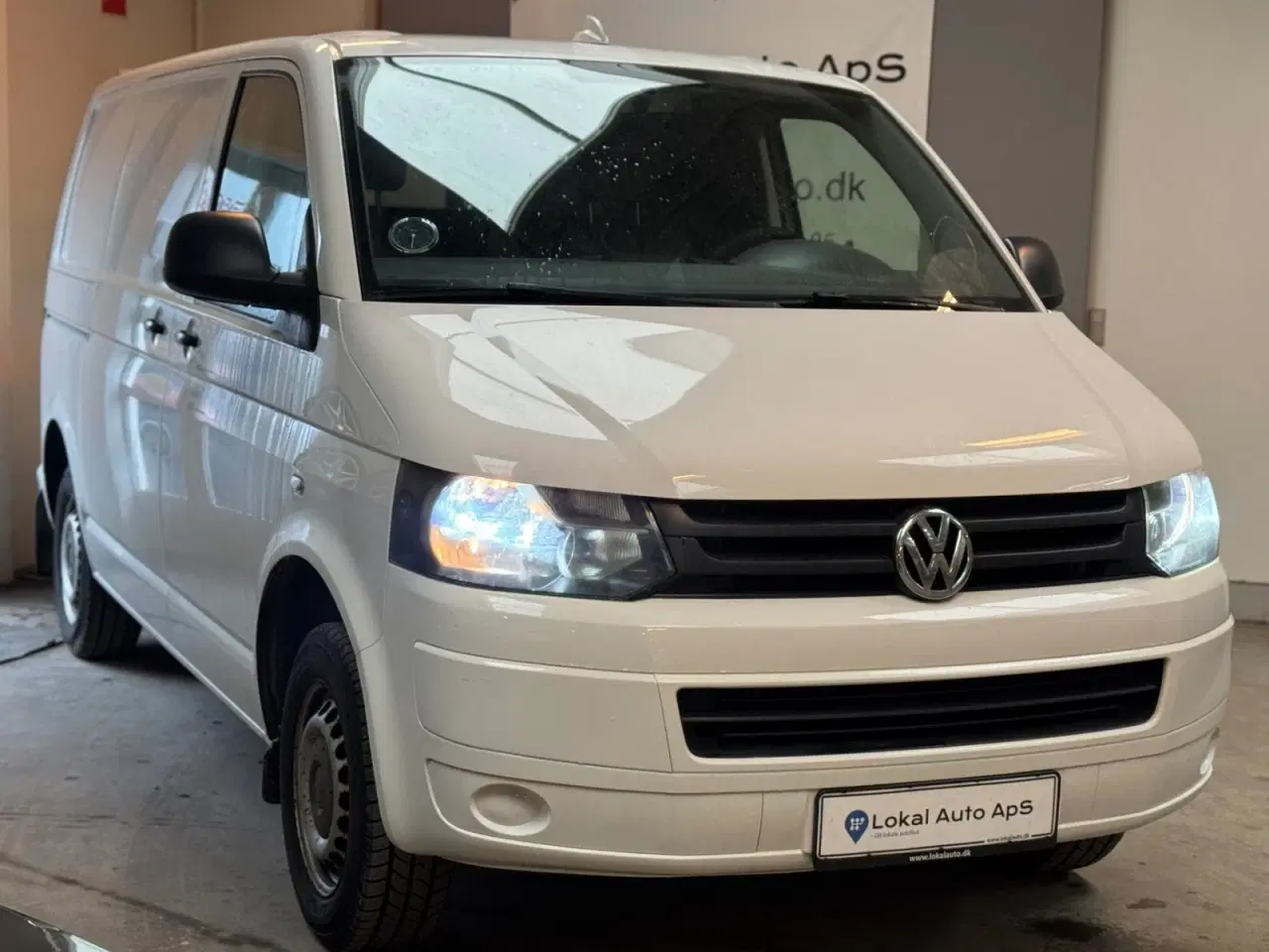 Billede 1 - VW Transporter 2,0 TDi 140 Kassevogn DSG kort