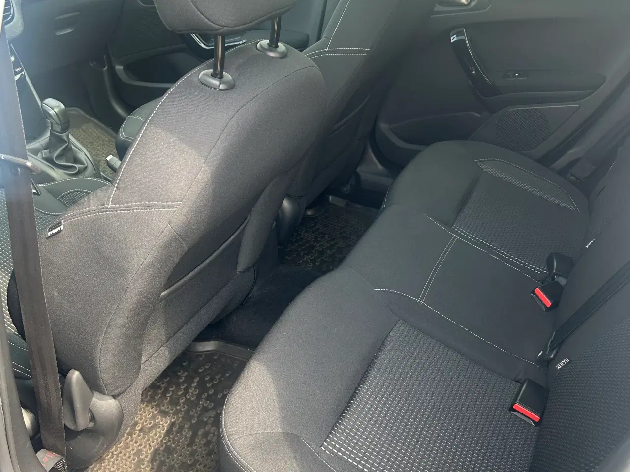 Billede 9 - PEUGEOT 208 1,6 BlueHDI Selektion Sky.