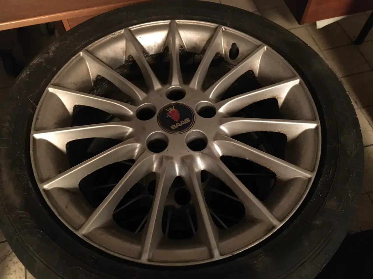 Billede 1 - SAAB Alufælge 17"