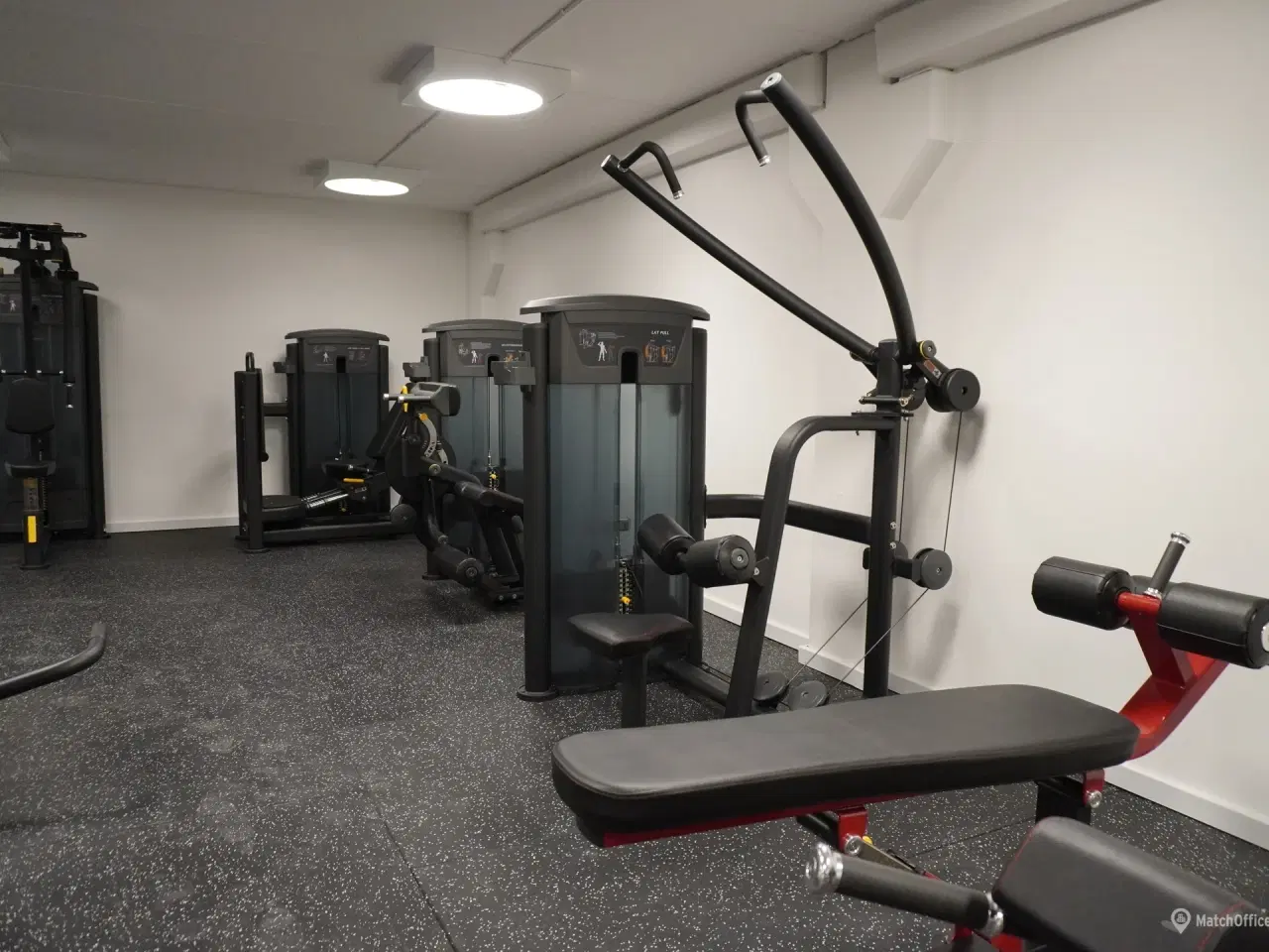 Billede 7 - Lagerlejemål med højt til loftet og nem logistik midt i Lyngby