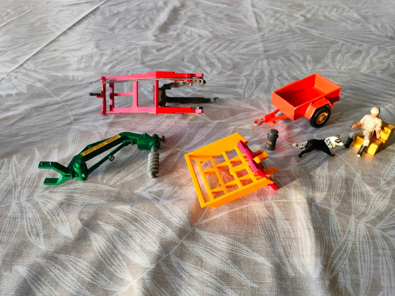 Billede 1 - Britains div Landbrugs redskaber og tilbehør 