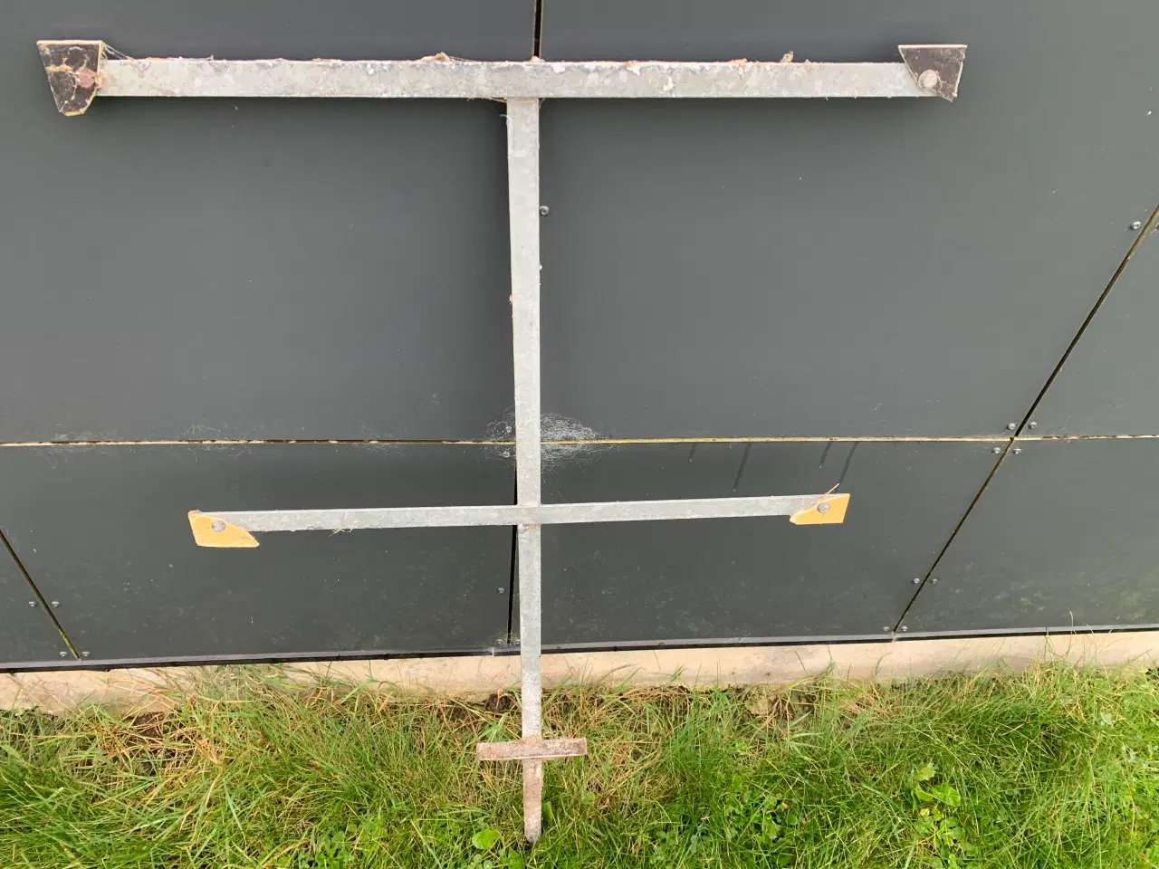 Billede 1 - Udendørs skilteholder 