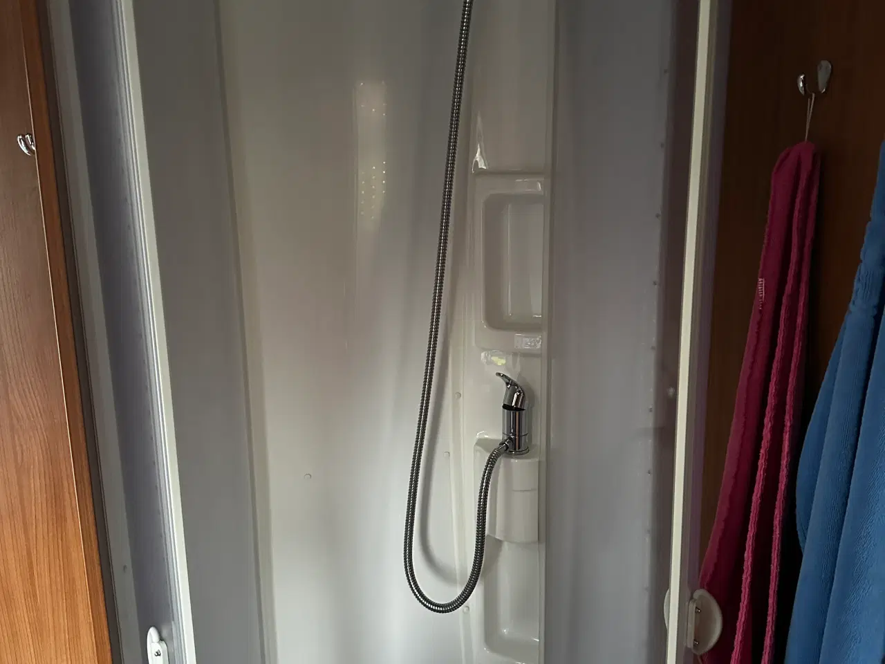 Billede 14 - Velholdt helintegreret ITINEO MB740 autocamper