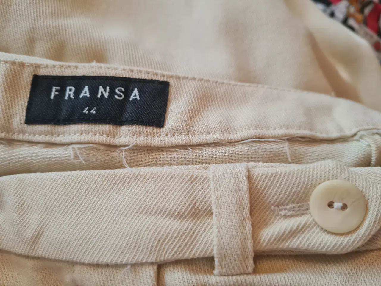 Billede 5 - Lang nederdel str 44 fra Fransa 