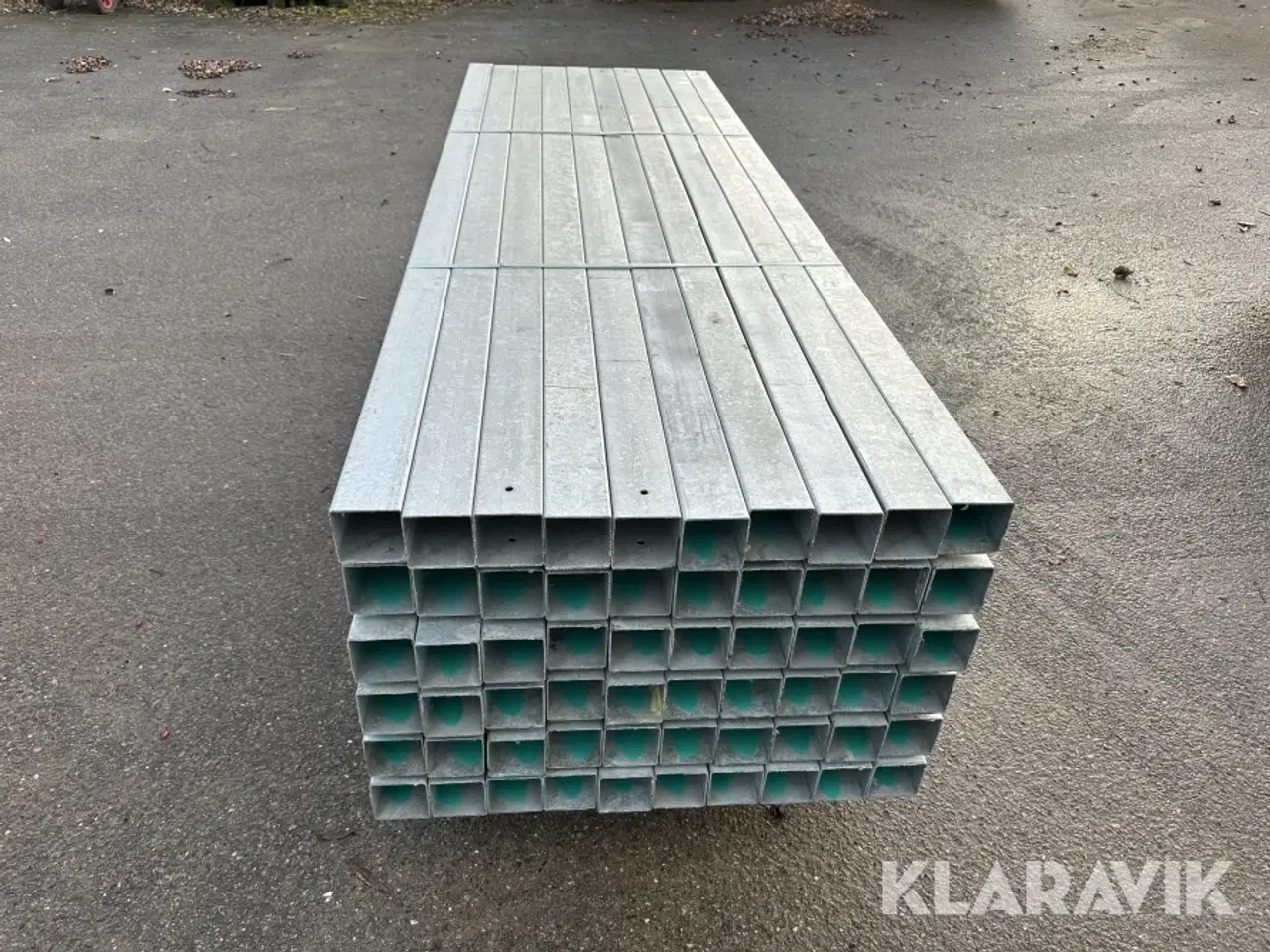 Billede 7 - Galvaniserede stolper 60 styk. 2,5m. lange