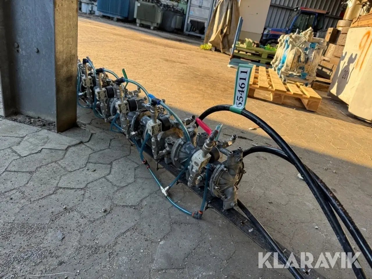 Billede 3 - manifold-setup med 8 styk membranpumper