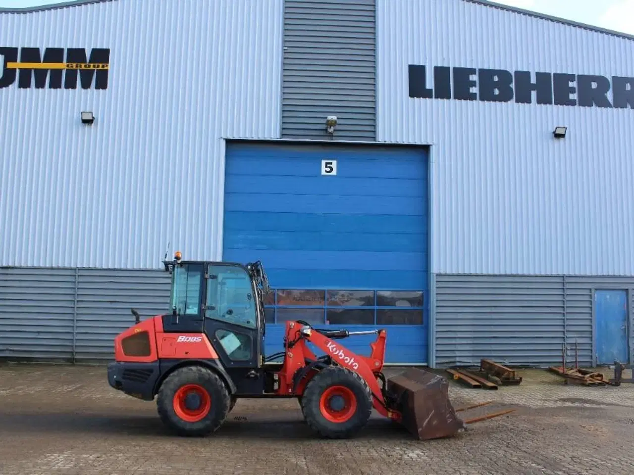 Billede 1 - Kubota R085