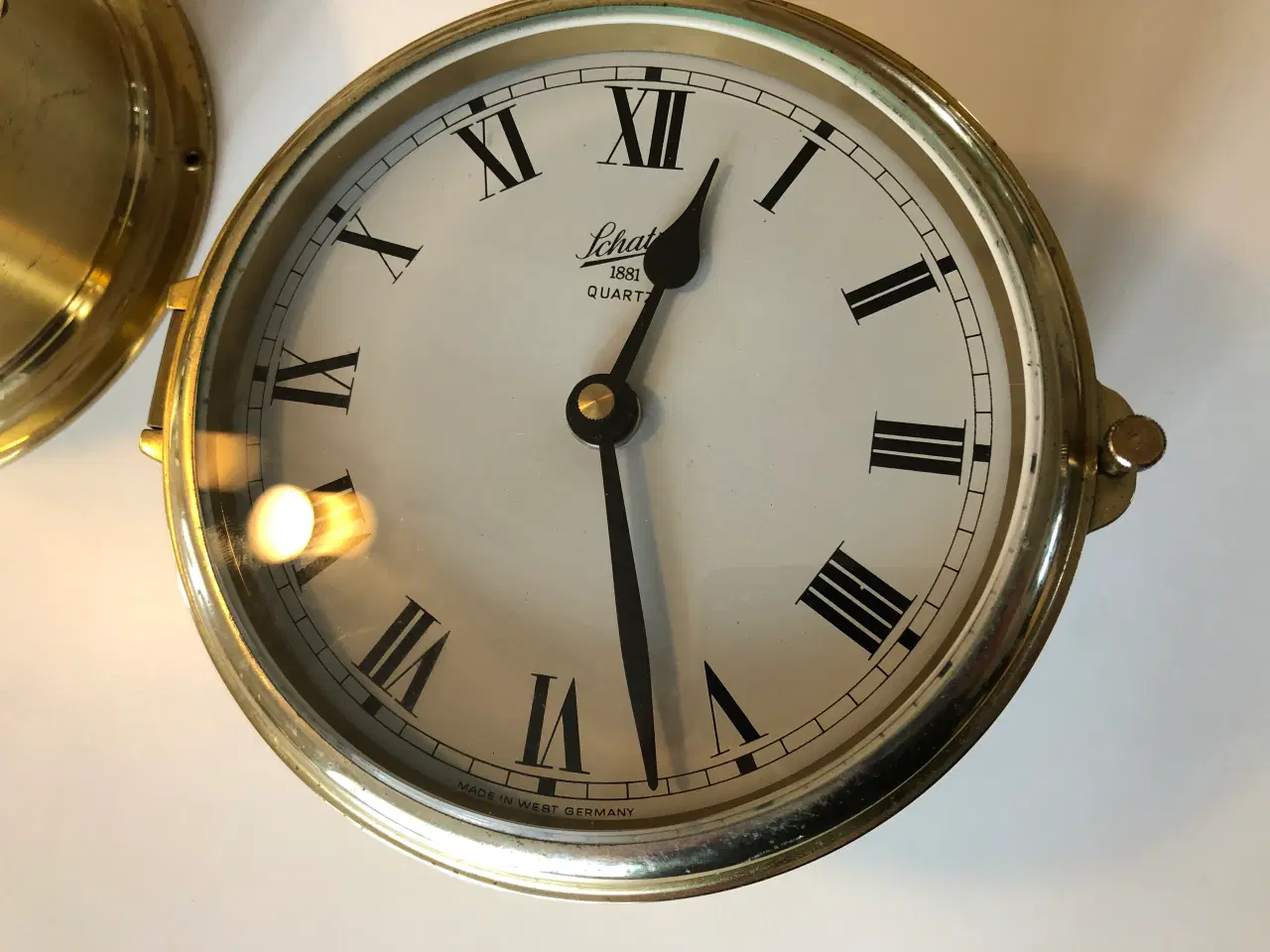 Billede 3 - Flot skibsur og barometer sæt i messing fra Schatz