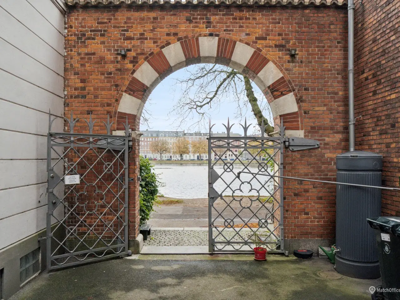 Billede 14 - Kontorlejemål ved Søerne - kun 400 meter til metro