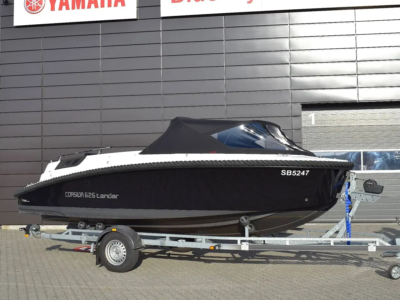 Billede 1 - Corsiva 625 Tender 30 HK/Loadet med udstyr!