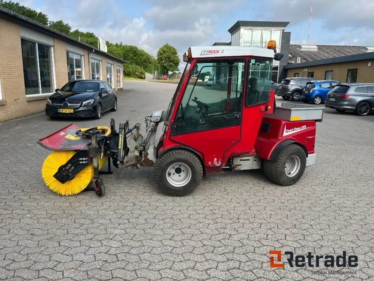 Billede 1 - - - - Timan TOOL TRAC 245 Kompact maskine