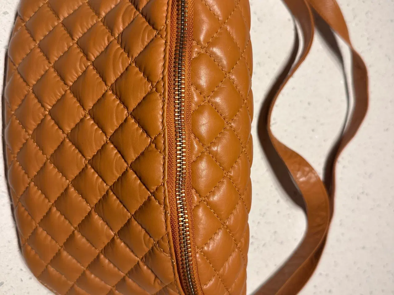 Billede 3 - Brumbag - bæltetaske