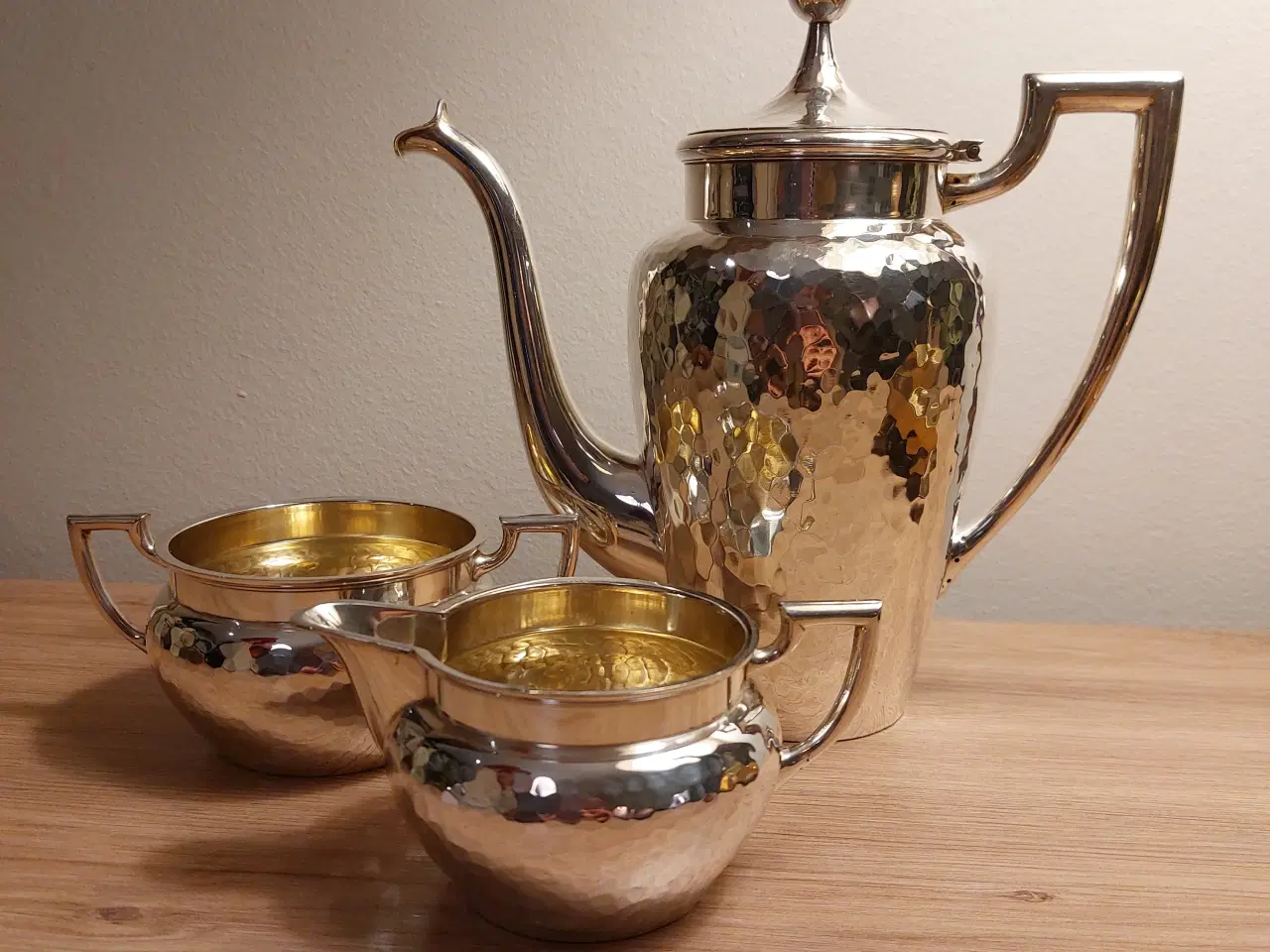 Billede 1 - Kaffekande med sukkerskål og flødekande i sølv