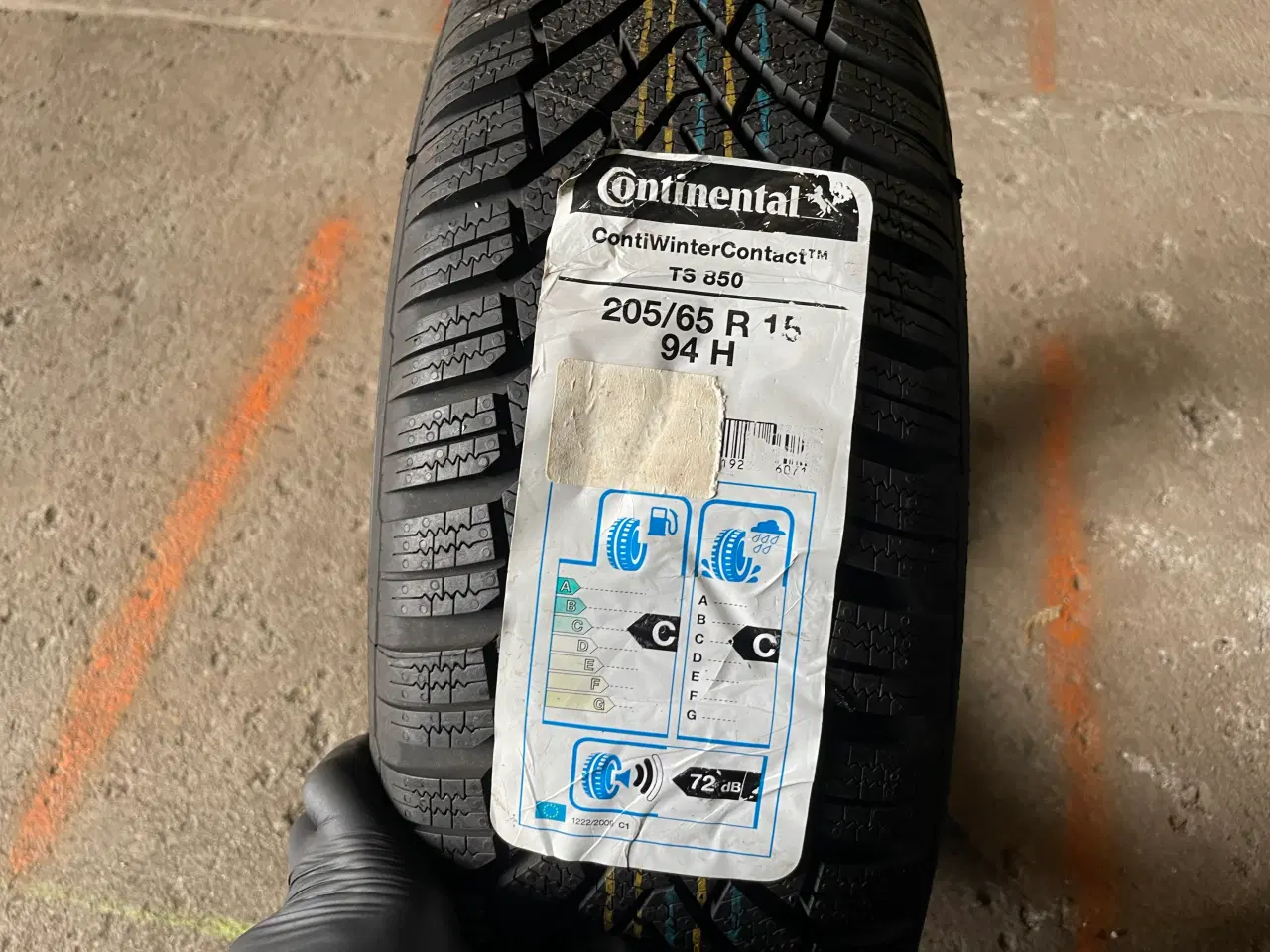 Billede 1 - 15 Continental 205/65r15 Ref.W18 vinter