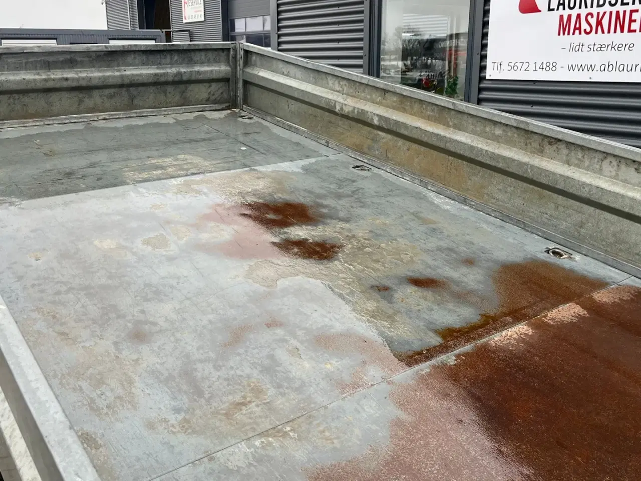 Billede 10 - Brenderup 3500 kg. med 3-vejs tip