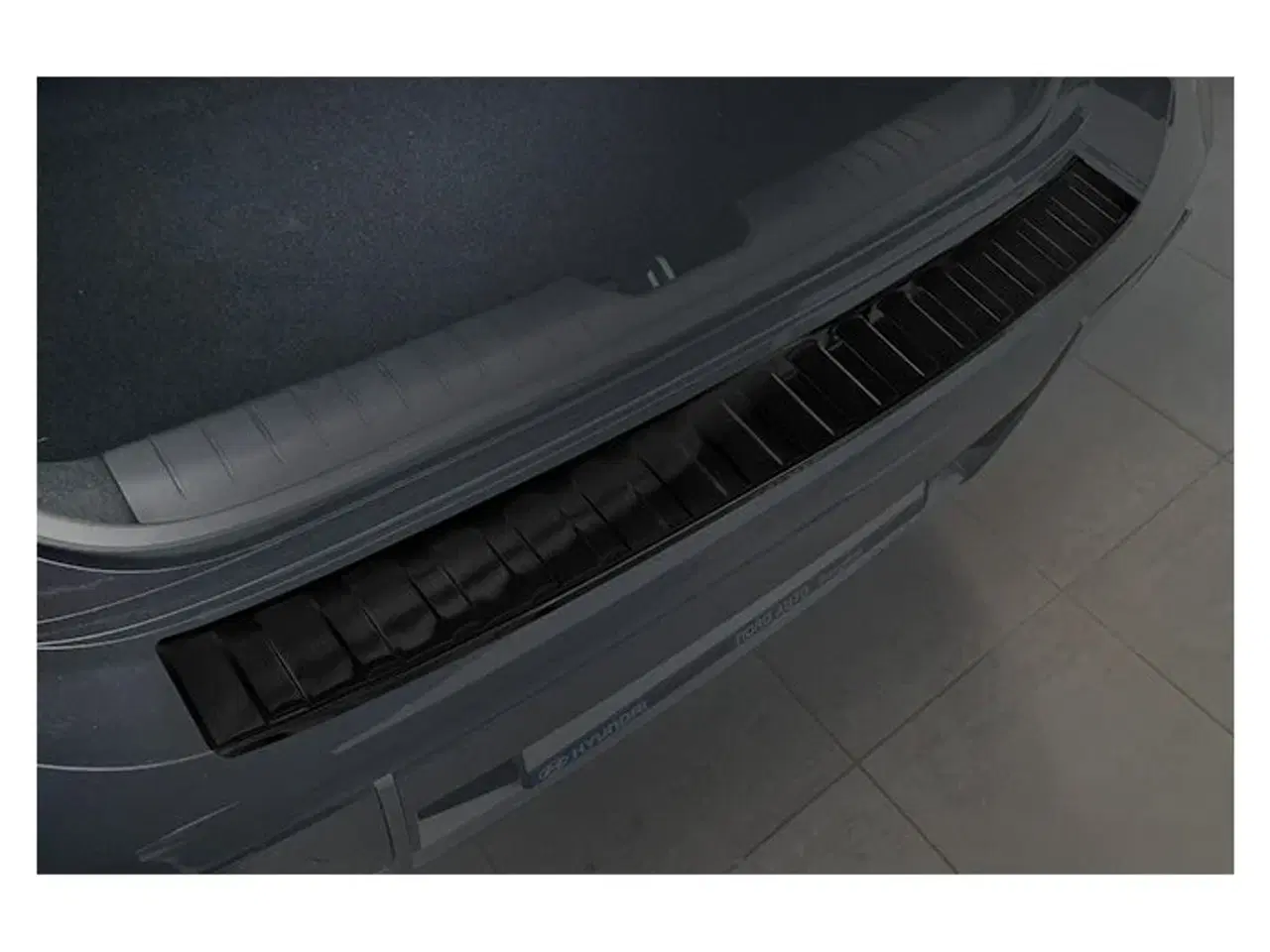 Billede 1 - Læssekantbeskytter Hyundai Ioniq 6 2022- Sort