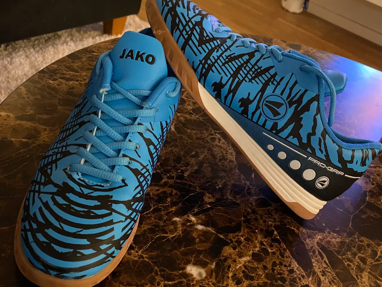 Billede 1 - Flotte indendørssko 