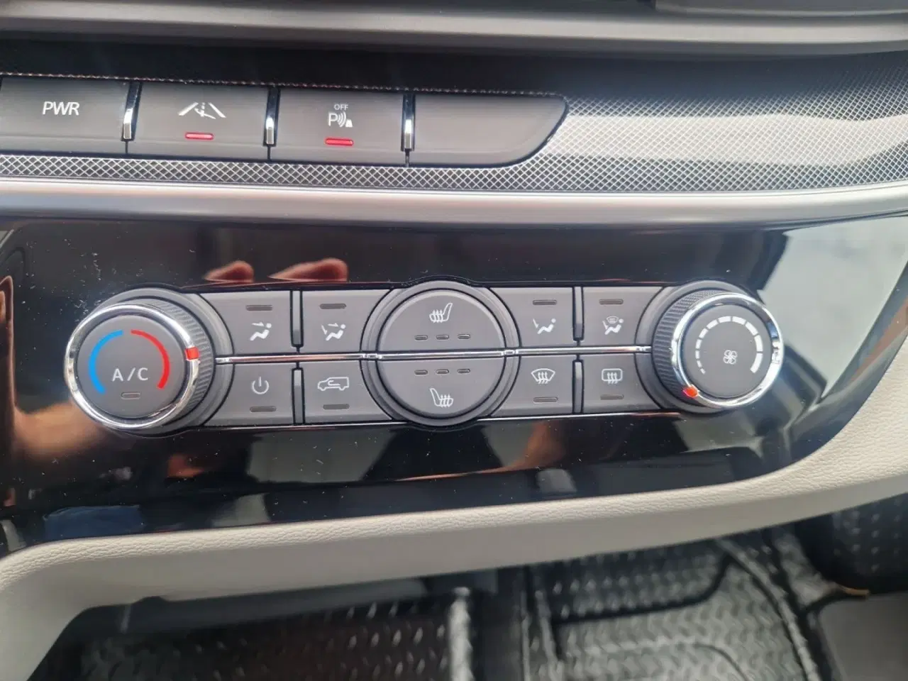 Billede 21 - Maxus e-Deliver 9 72 L2H2 Kassevogn