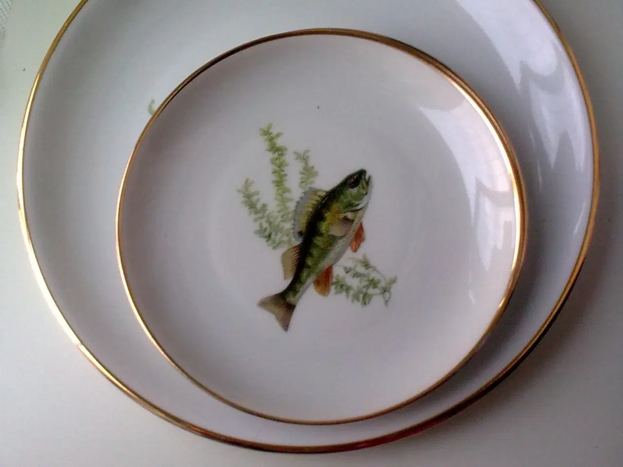 Billede 1 - Fisk gaven til en ven. Frokost T2 SÆT m fad