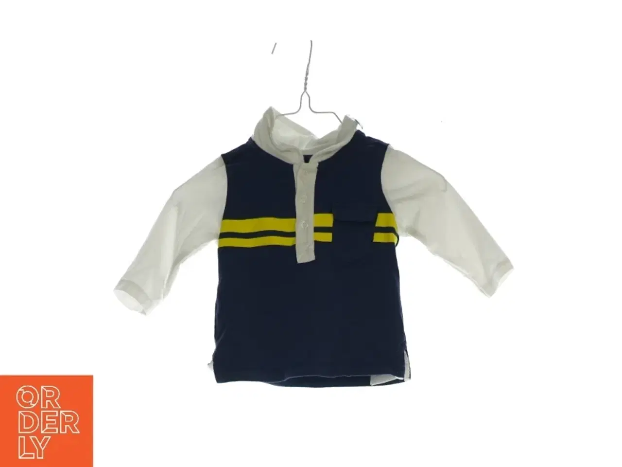 Billede 1 - Bluse fra Guess (str. 3-6 mdr.)