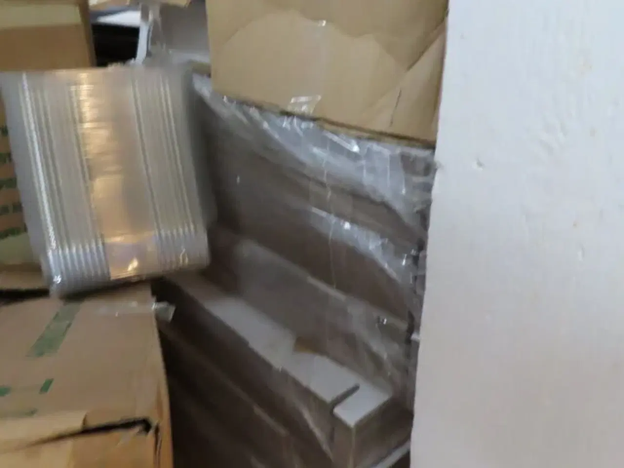 Billede 27 - Div. emballage og donutmaskine